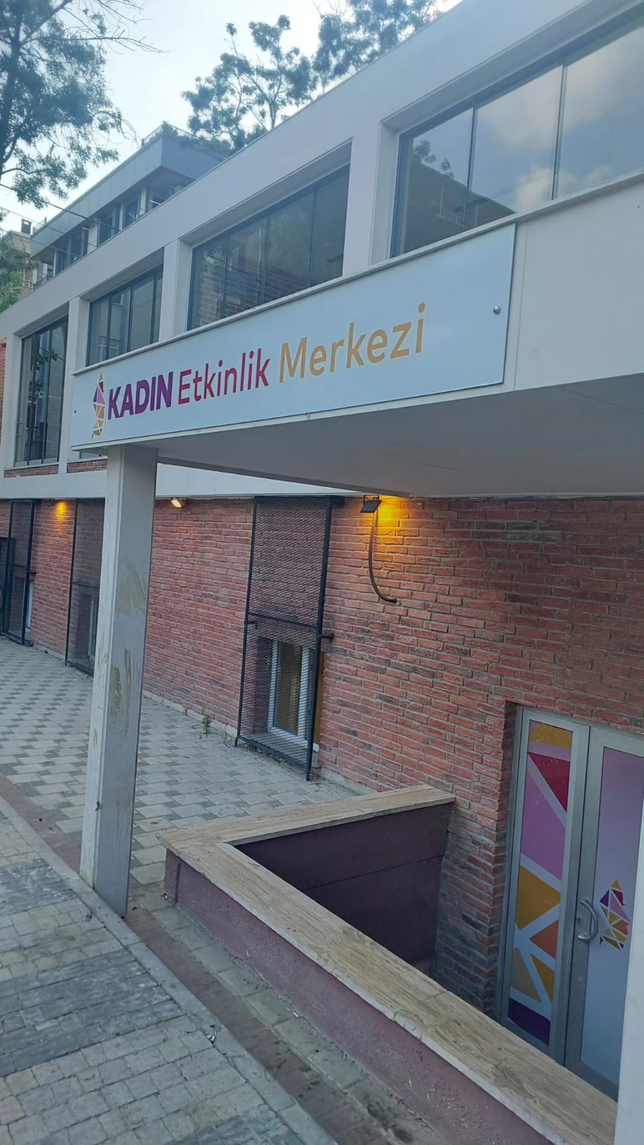 Mustafa Kemal Paşa Kadın Etkinlik Merkezi