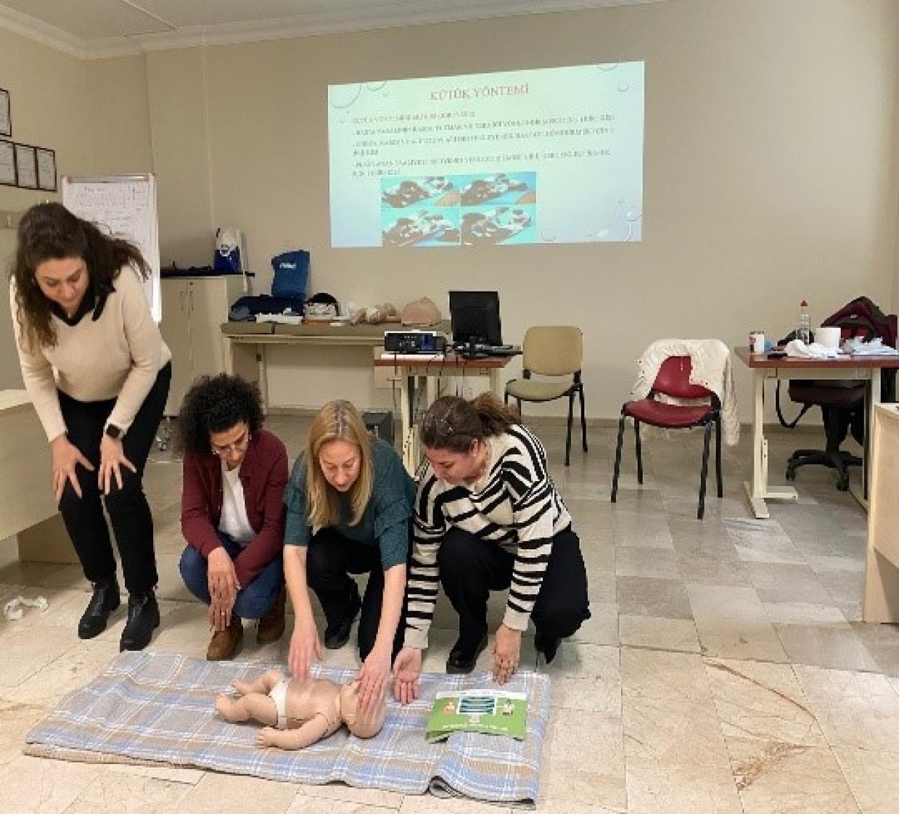 Gönüllüler İçin İlk Yardım Eğitimi