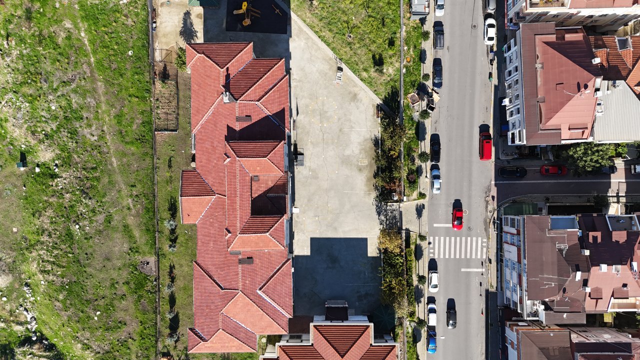 Nimet Kamuran Özel Eğitim Okulu  Geleneksel Oyun Alanı ve Hobi Bahçesi